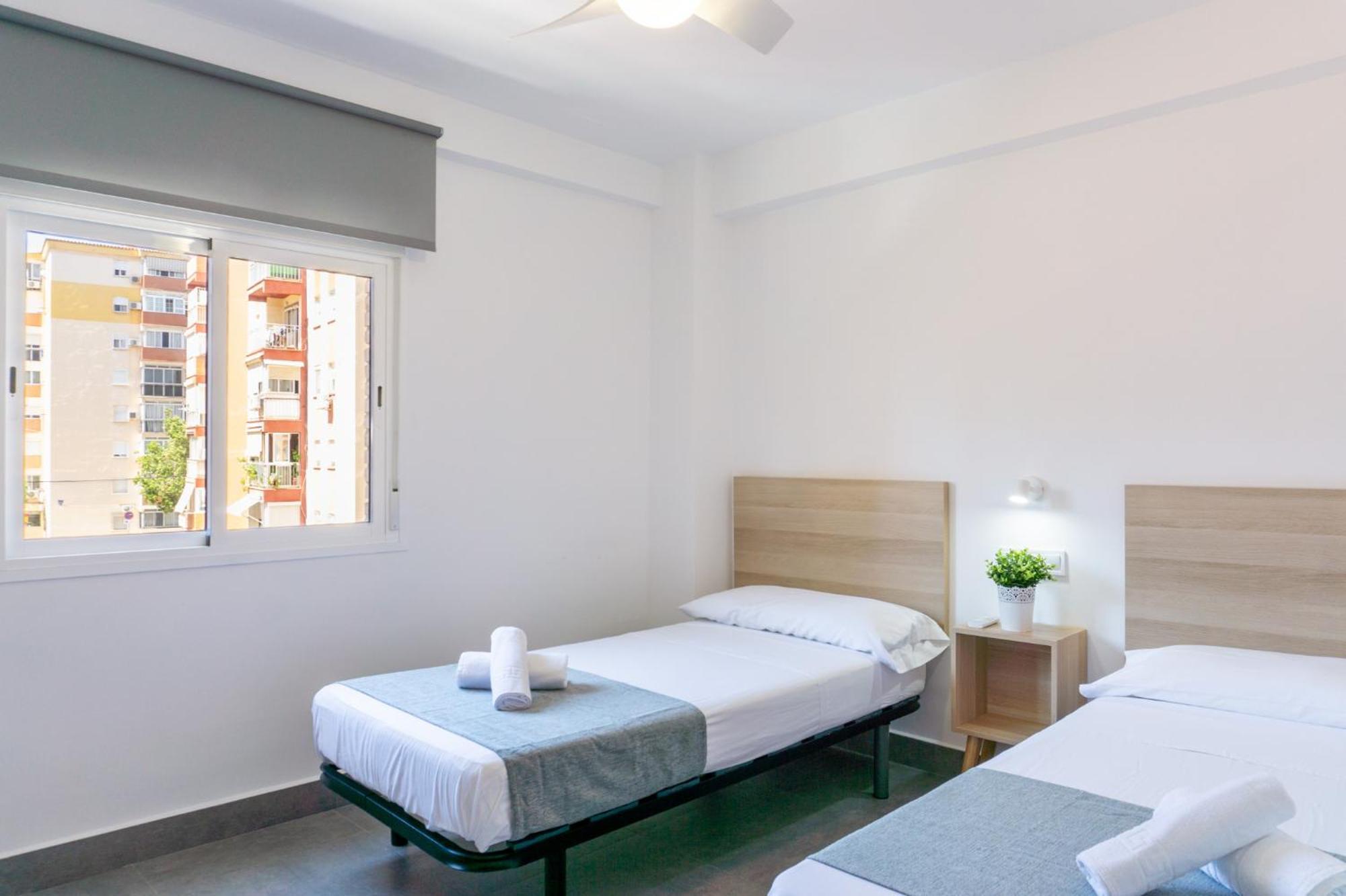 Amplio Con Dos Banos Apartamento *