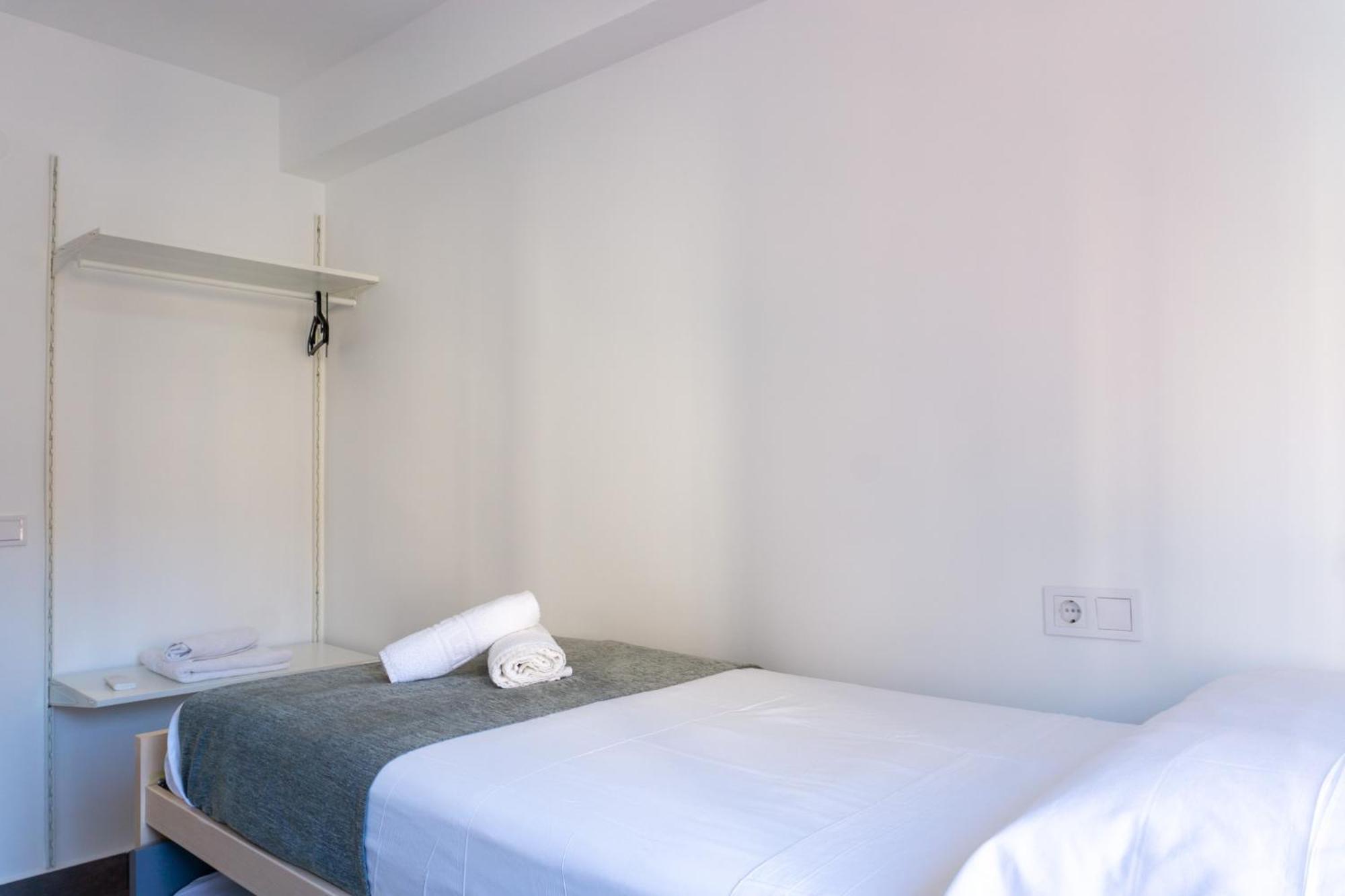 Apartamento Amplio Con Dos Banos *