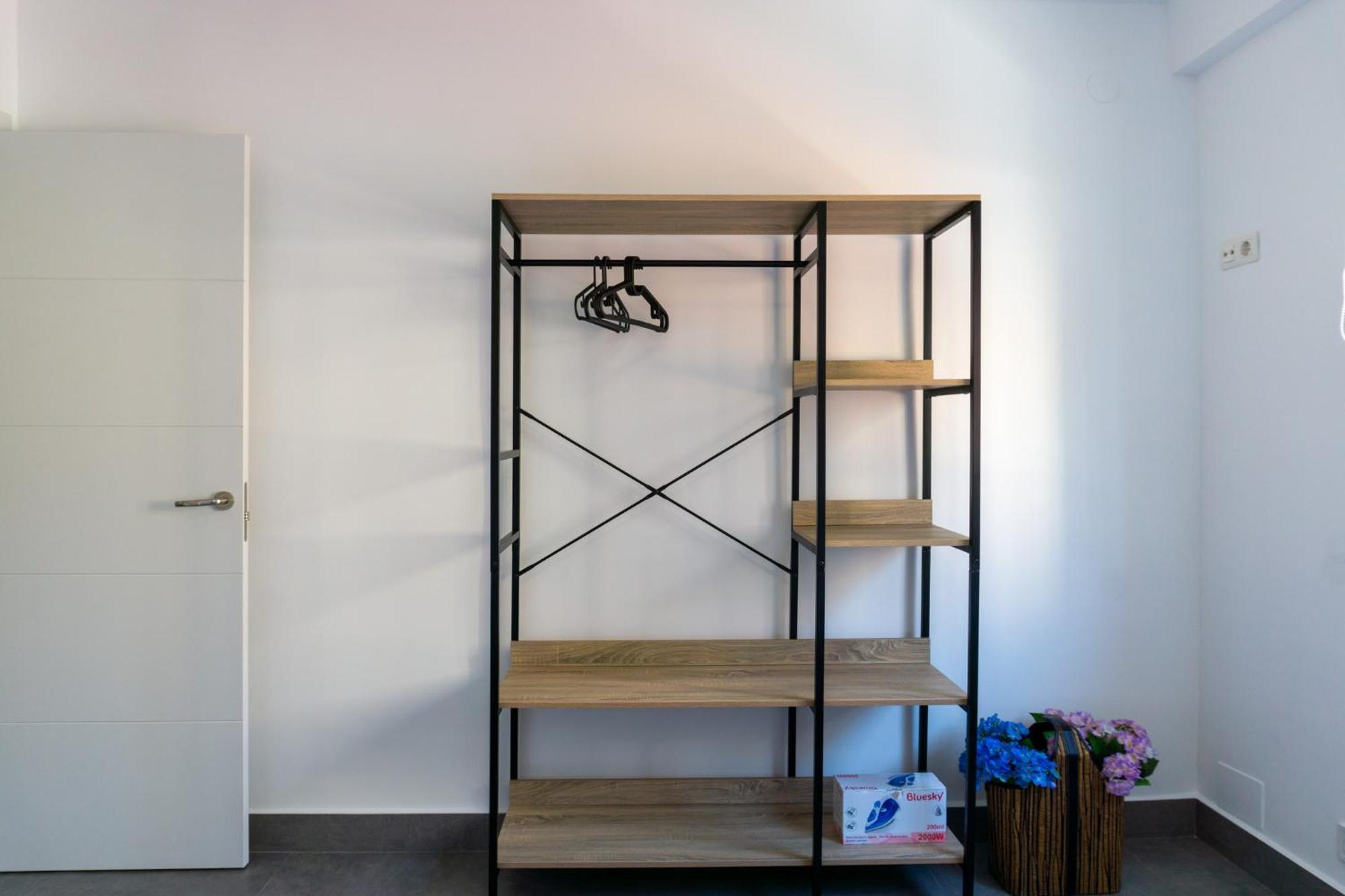 Apartamento Amplio Con Dos Banos Málaga